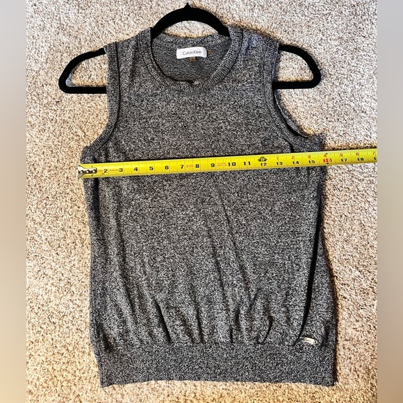 Calvin Klein Women's Grey Jacket- grey crewneck sweater vest - Picture 6 of 12